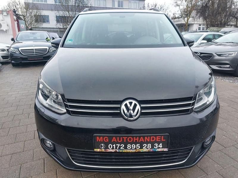 Gebraucht VW Touran 140 PS (102 kW) 2013 Schwarz Van / Kleinbus