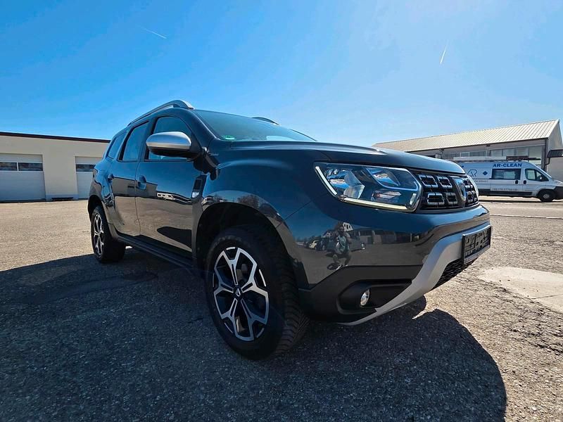 Gebraucht Dacia Duster Adventure 150 PS (110 kW) 2021 Grau SUV