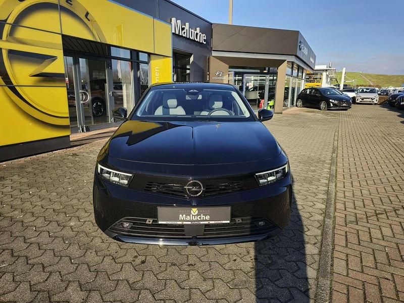 Gebraucht Opel Astra Edition 110 PS (80 kW) 2024 Andere farbe Kleinwagen