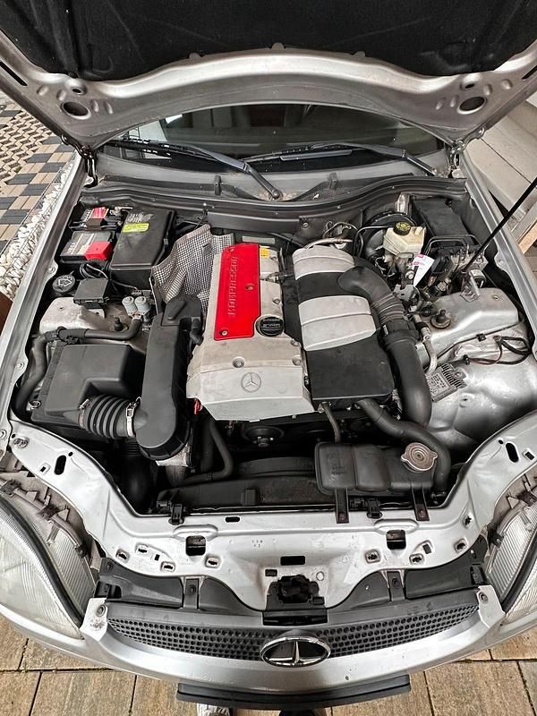 Gebraucht Mercedes SLK200 163 PS (119 kW) 2002 Silber Cabrio