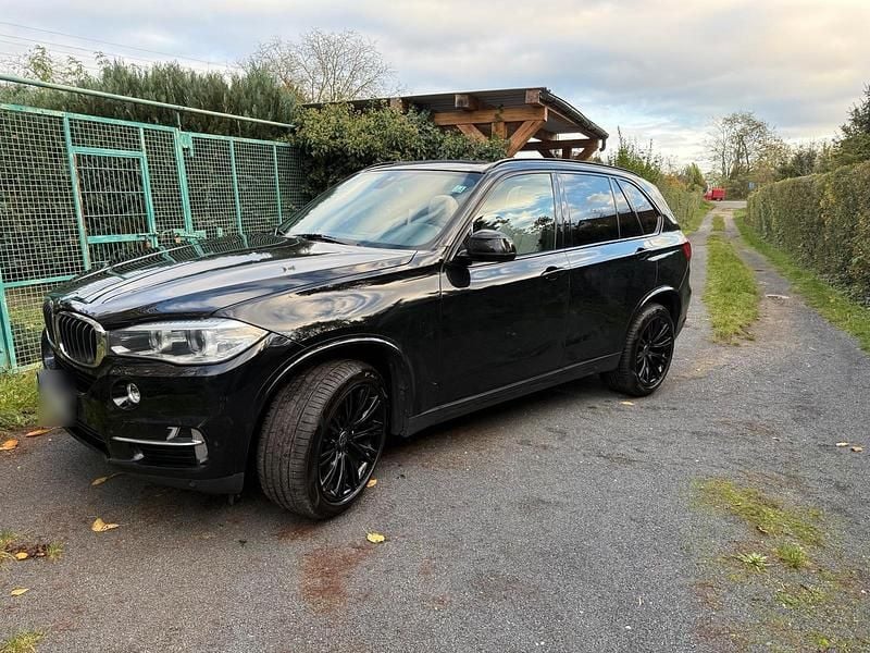 Gebraucht BMW X5 258 PS (189 kW) 2015 Schwarz SUV