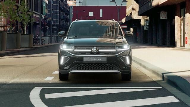 Gebraucht VW T-Cross R-line 150 PS (110 kW) 2024 Deep black perleffekt SUV