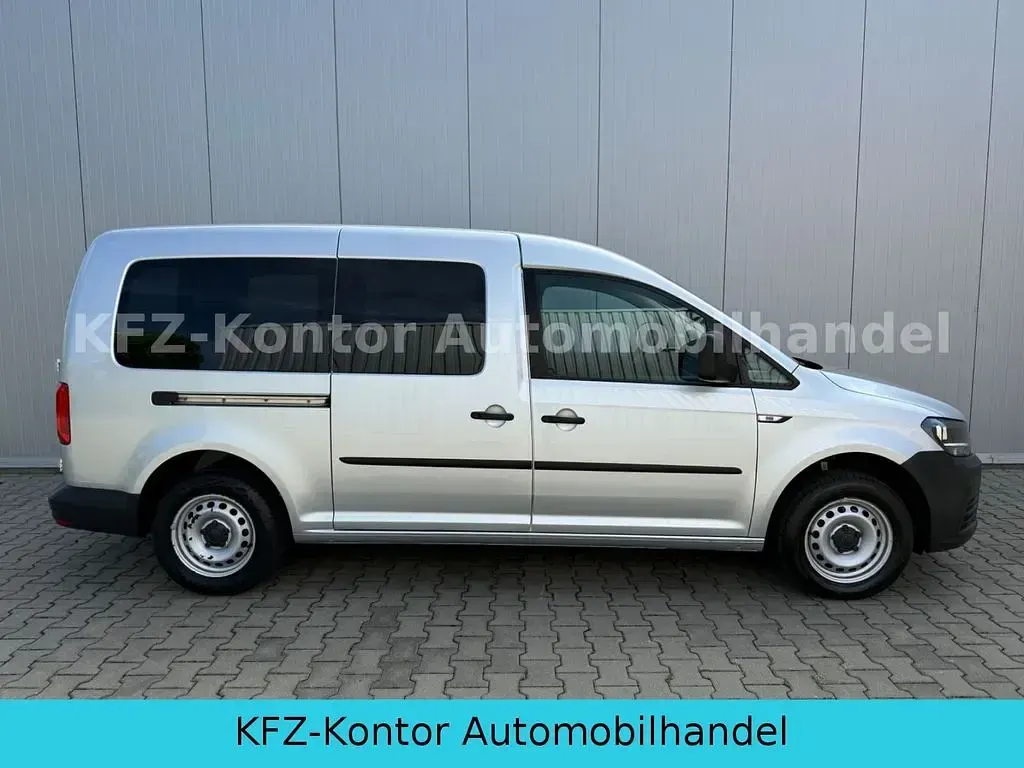 Gebraucht VW Caddy Maxi 102 PS (75 kW) 2016 Reflexsilber Van / Kleinbus