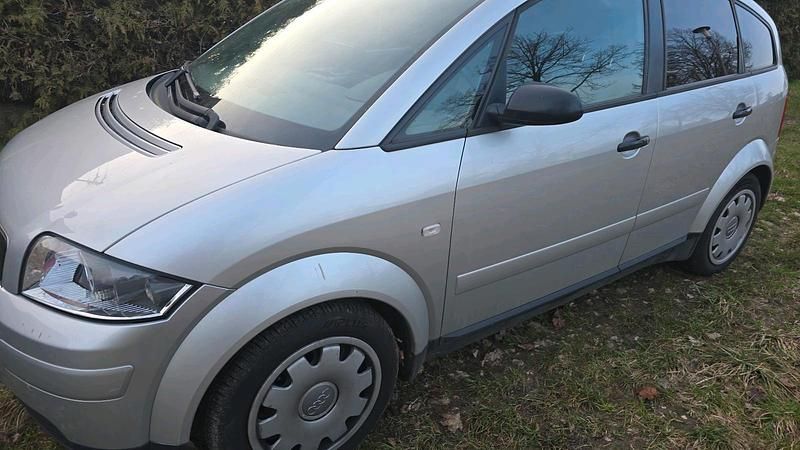 Gebraucht Audi A2 75 PS (55 kW) 2000 Silber Kleinwagen