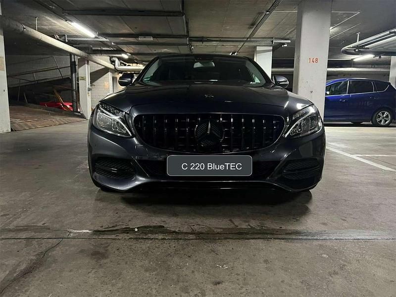 Gebraucht Mercedes C220 170 PS (125 kW) 2014 Grau Limousine