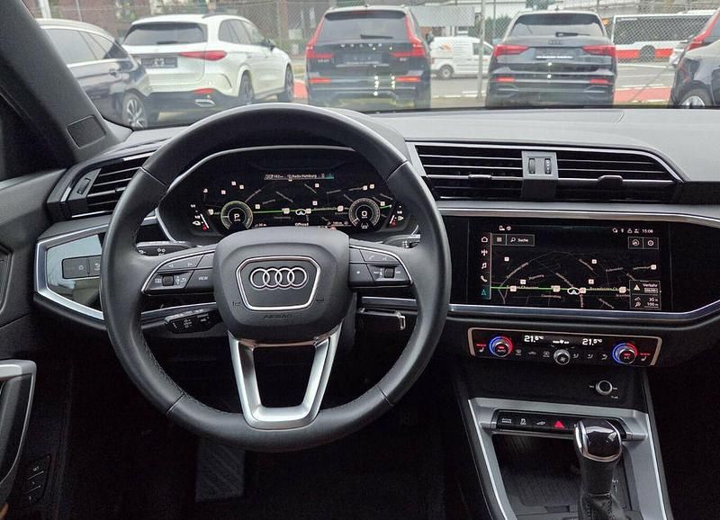 Gebraucht Audi Q3 S-Line 245 PS (180 kW) 2021 Chronos grau perl metallic SUV