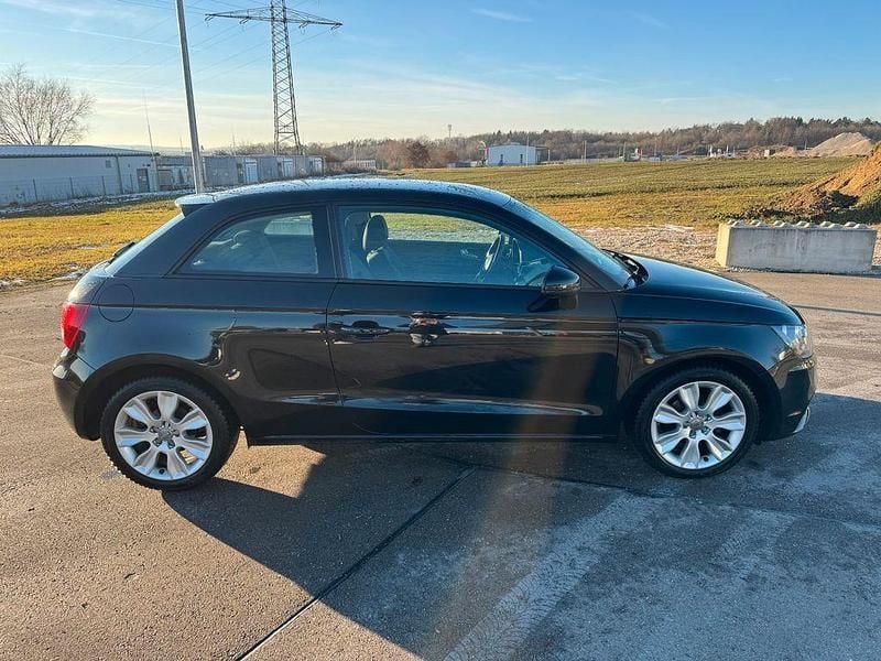Gebraucht Audi A1 Ambition 86 PS (63 kW) 2012 Schwarz Kleinwagen