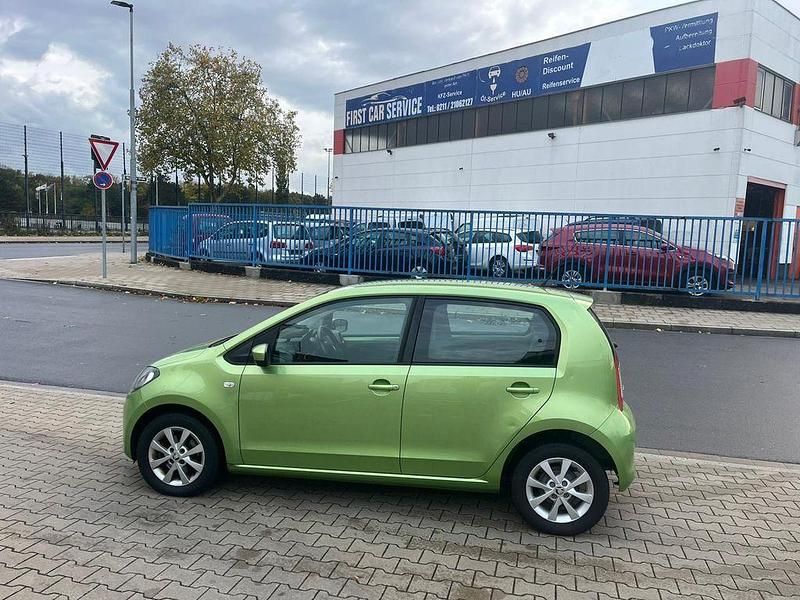 Grün Gebraucht 2013 Skoda Citigo Ambition Kleinwagen | 5.799 € (Fairer Preis) - Bild 1/4