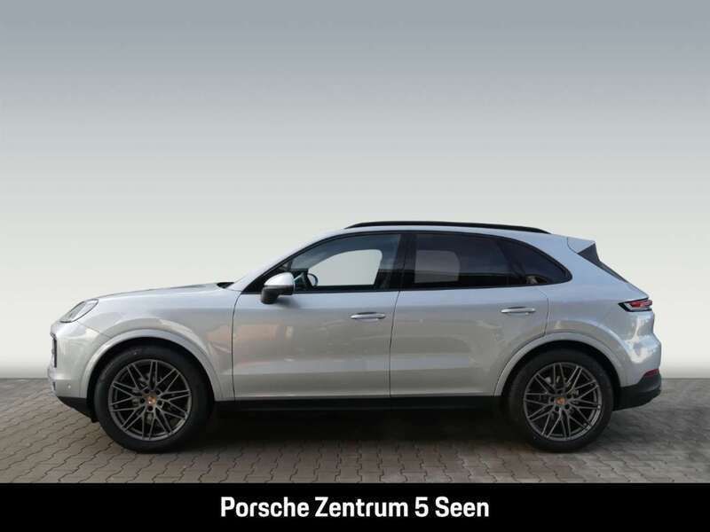 Gebraucht Porsche Cayenne 354 PS (260 kW) 2025 Dolomitsilbermetallic SUV