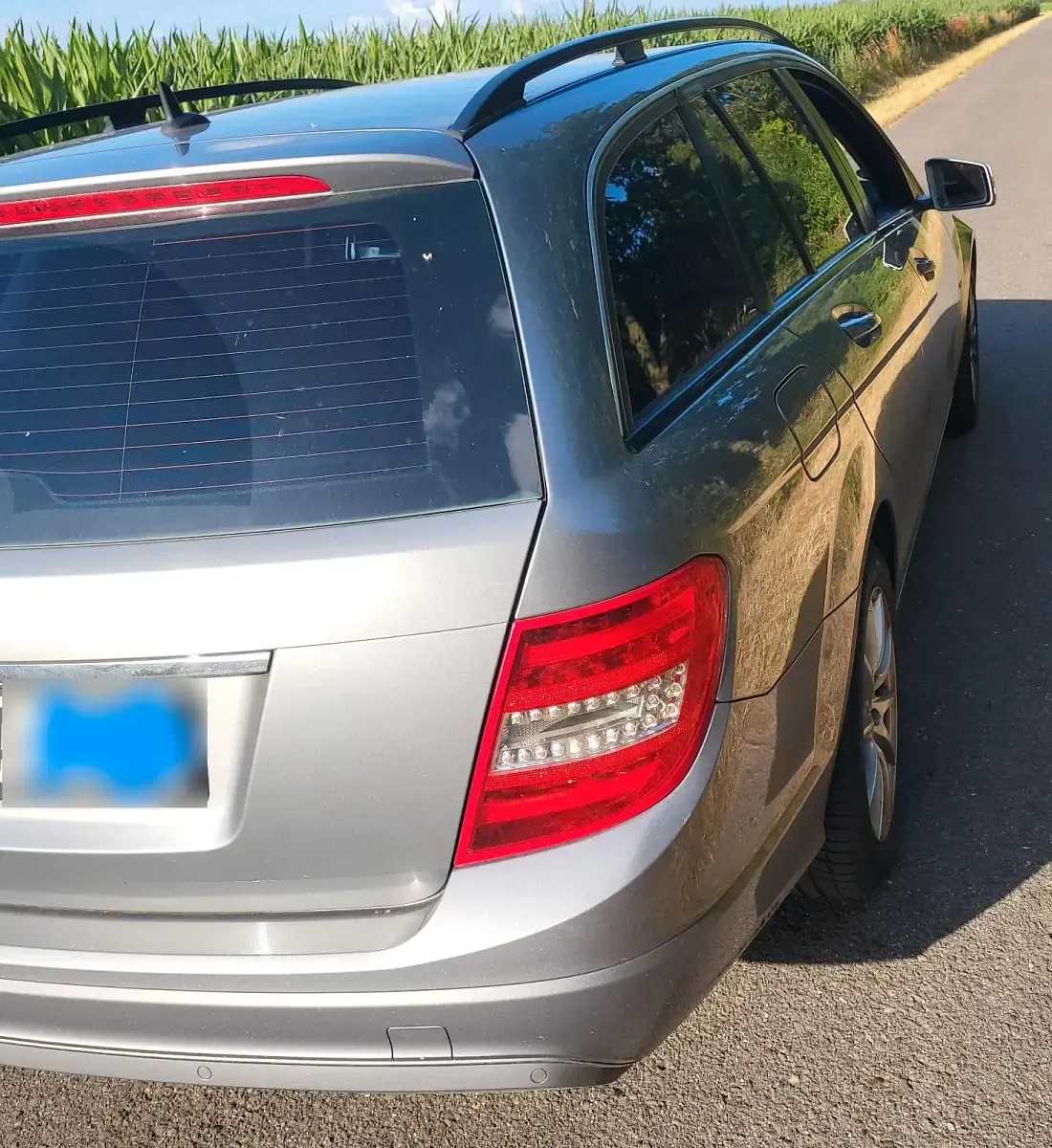 Gebraucht Mercedes C200 136 PS (100 kW) 2012 Grau Kombi