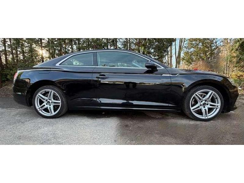 Gebraucht Audi A5 Basis 190 PS (139 kW) 2017 Brillantschwarz (metallic) Coupé