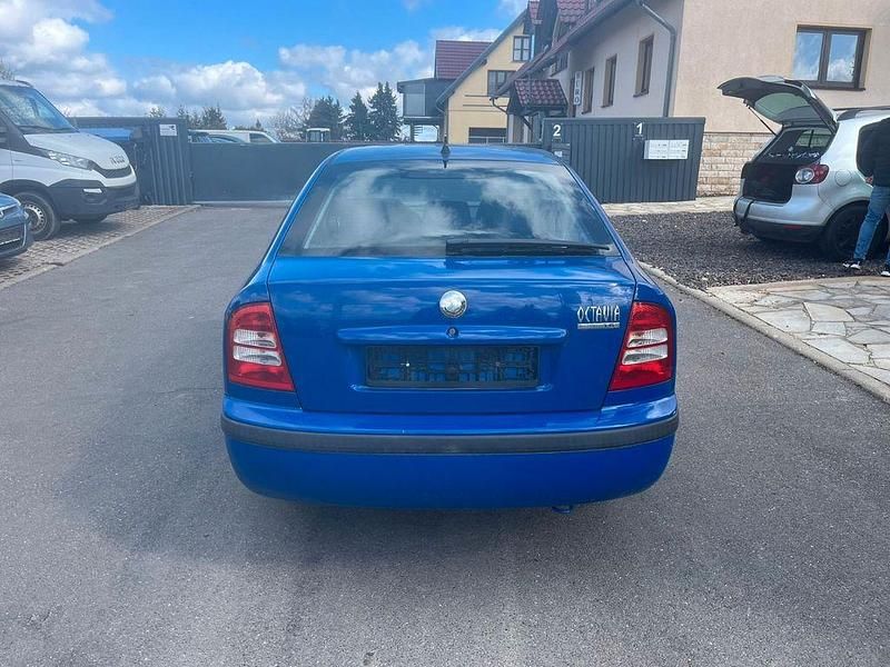 Gebraucht Skoda Octavia Style 102 PS (75 kW) 2005 Blau Limousine