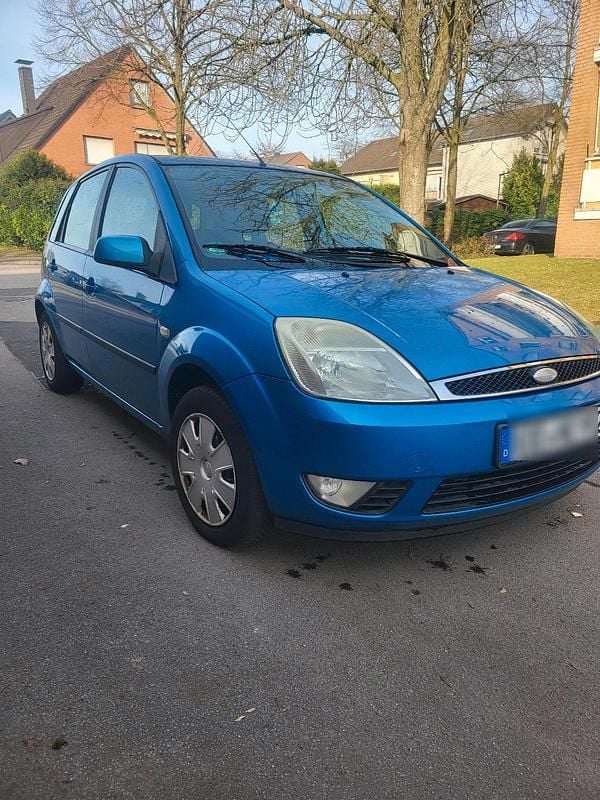 Blau Gebraucht 2005 Ford Fiesta Kleinwagen | 350 € (Superpreis) - Bild 1/4