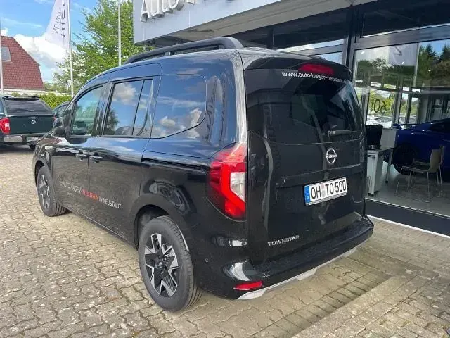 Neu Nissan Townstar Tekna 131 PS (96 kW) 2026 Schwarz Kombi