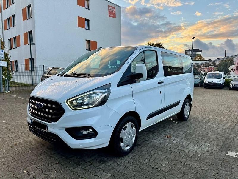 Gebraucht Ford Transit 131 PS (96 kW) 2022 Weiß Kombi