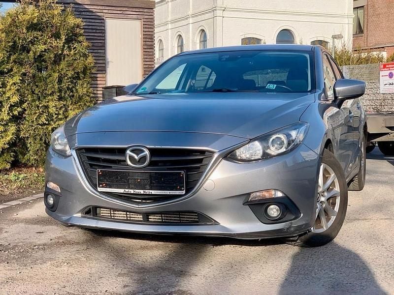 Grau Gebraucht 2014 Mazda 3 Center-Line Limousine | 4.900 € (Guter Preis) - Bild 1/4