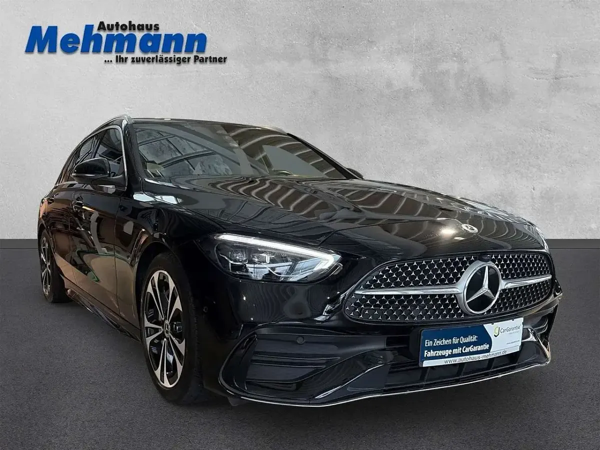 Gebraucht Mercedes C300 AMG line 265 PS (194 kW) 2022 Schwarz  unilack Kombi