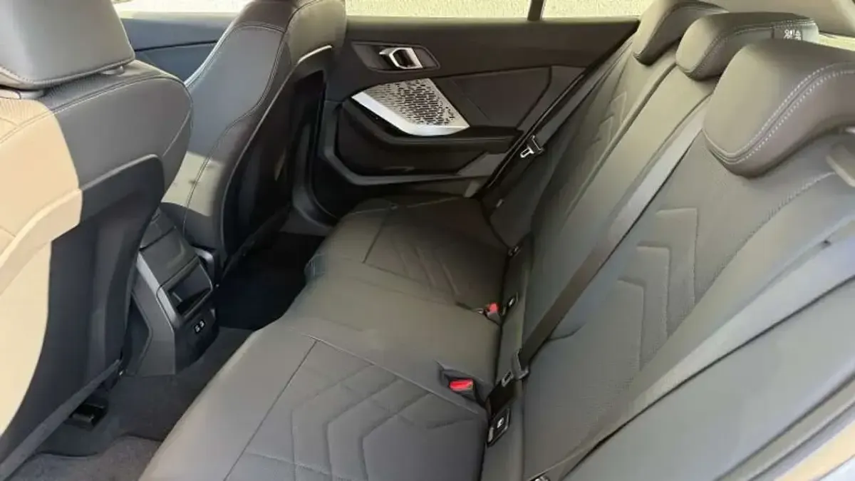 Neu BMW 120 M Sport 156 PS (114 kW) 2026 M brooklyn grau metallic Kleinwagen