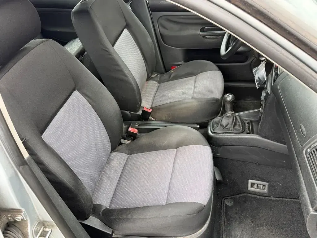 Gebraucht VW Golf IV 75 PS (55 kW) 2002 Silber Limousine
