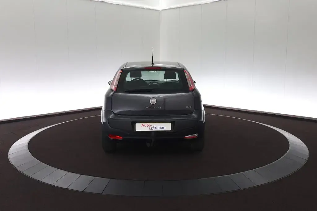 Gebraucht Fiat Punto Evo Dynamic 86 PS (63 kW) 2011 Grau Kleinwagen