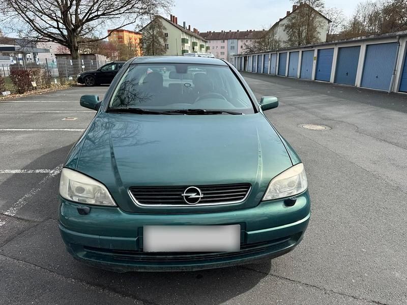 Gebraucht Opel Astra 101 PS (74 kW) 2003 Grün Limousine