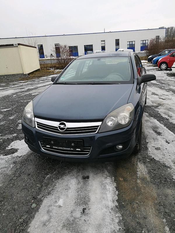 Grau Gebraucht 2009 Opel Astra Limousine | 1.150 € (Superpreis) - Bild 1/4