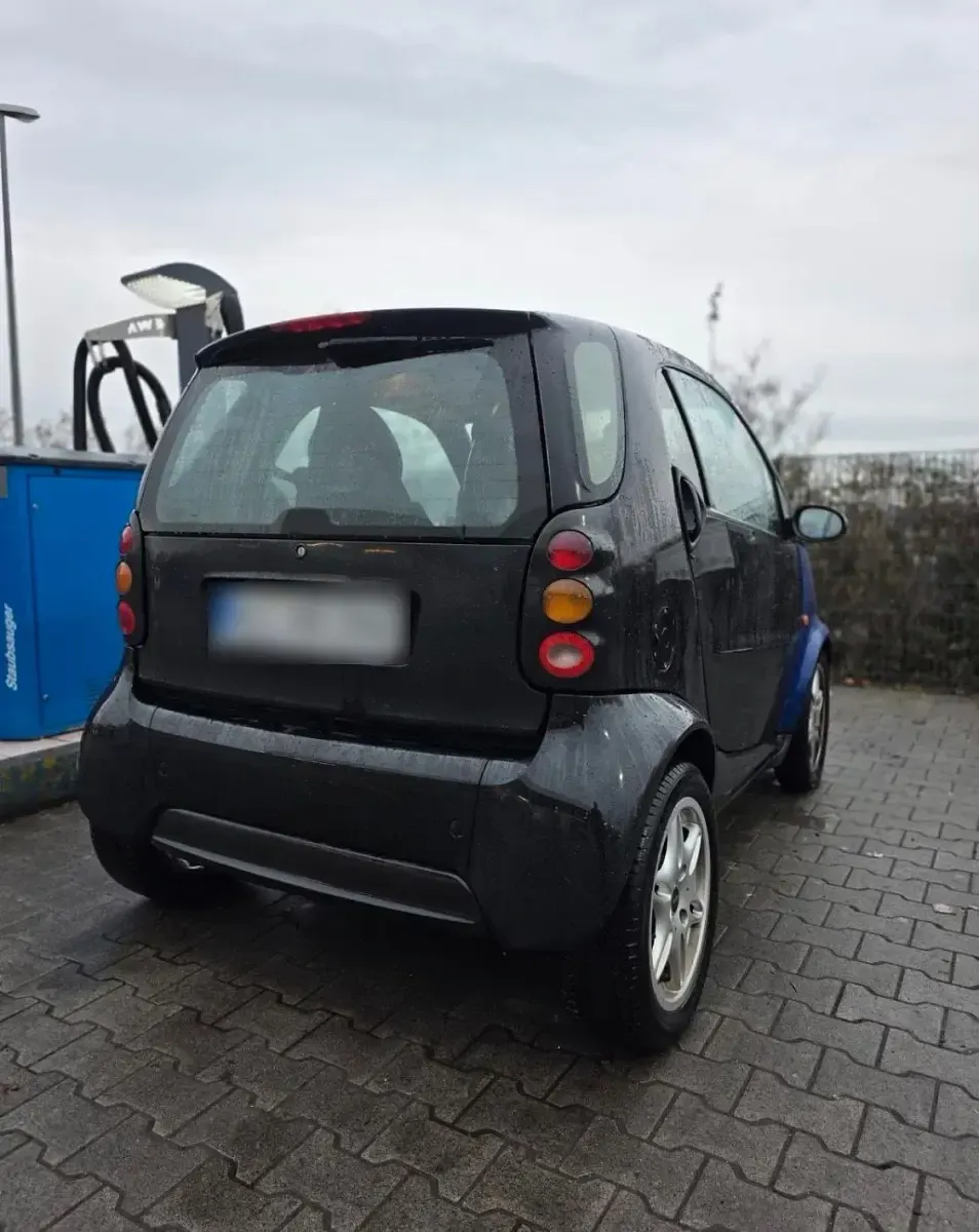 Używany Smart ForTwo Coupé 55 KM (40 kW) 2000 Czarny Coupe