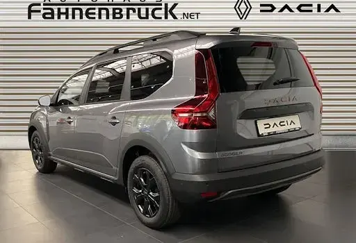 Neu Dacia Jogger Extreme 101 PS (74 kW) 2025 Grau Van / Kleinbus