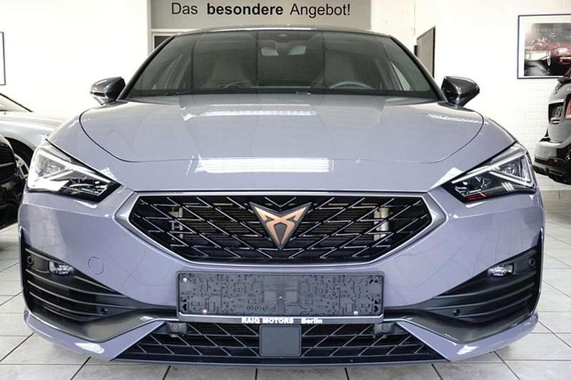 Gebraucht Cupra Leon VZ 300 PS (220 kW) 2024 Grau Limousine