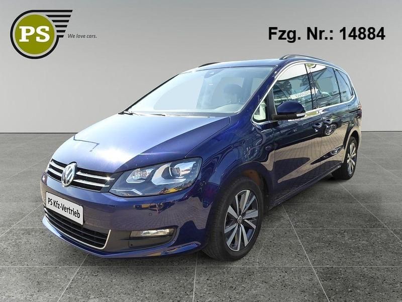 Blau Gebraucht 2022 VW Sharan Comfortline Van / Kleinbus | 21.980 € (Guter Preis) - Bild 1/4