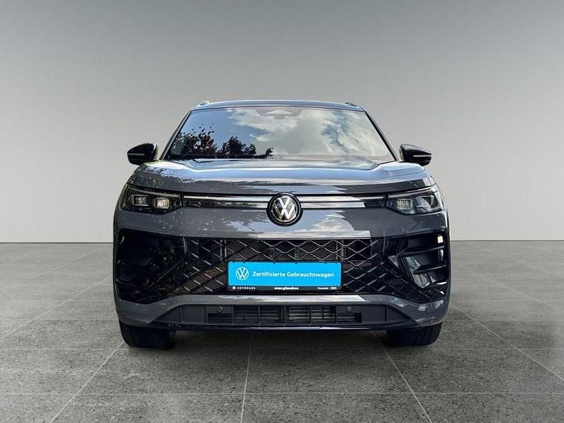 Gebraucht VW Tayron R-line 150 PS (110 kW) 2025 Delfingrau SUV