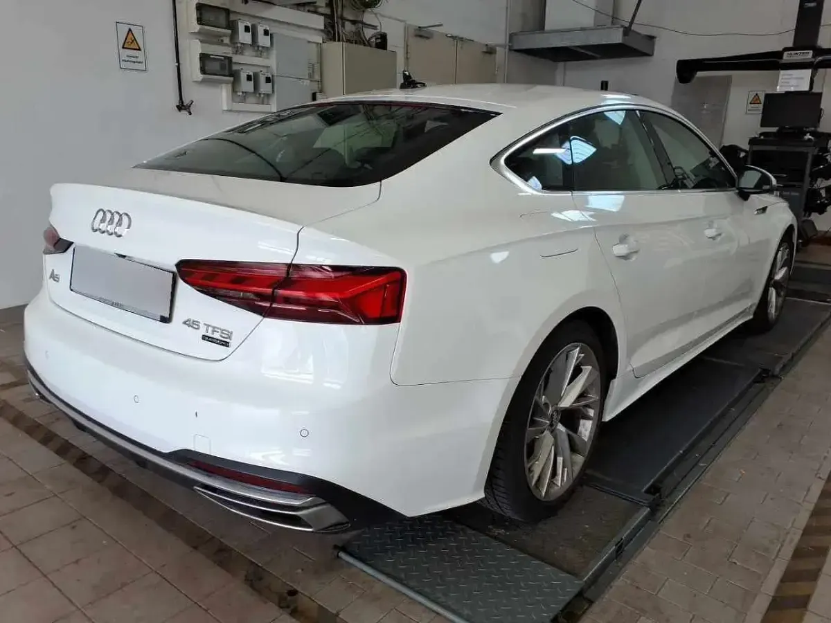 Gebraucht Audi A5 Advanced Plus 265 PS (194 kW) 2020 Ibisweiß Coupé