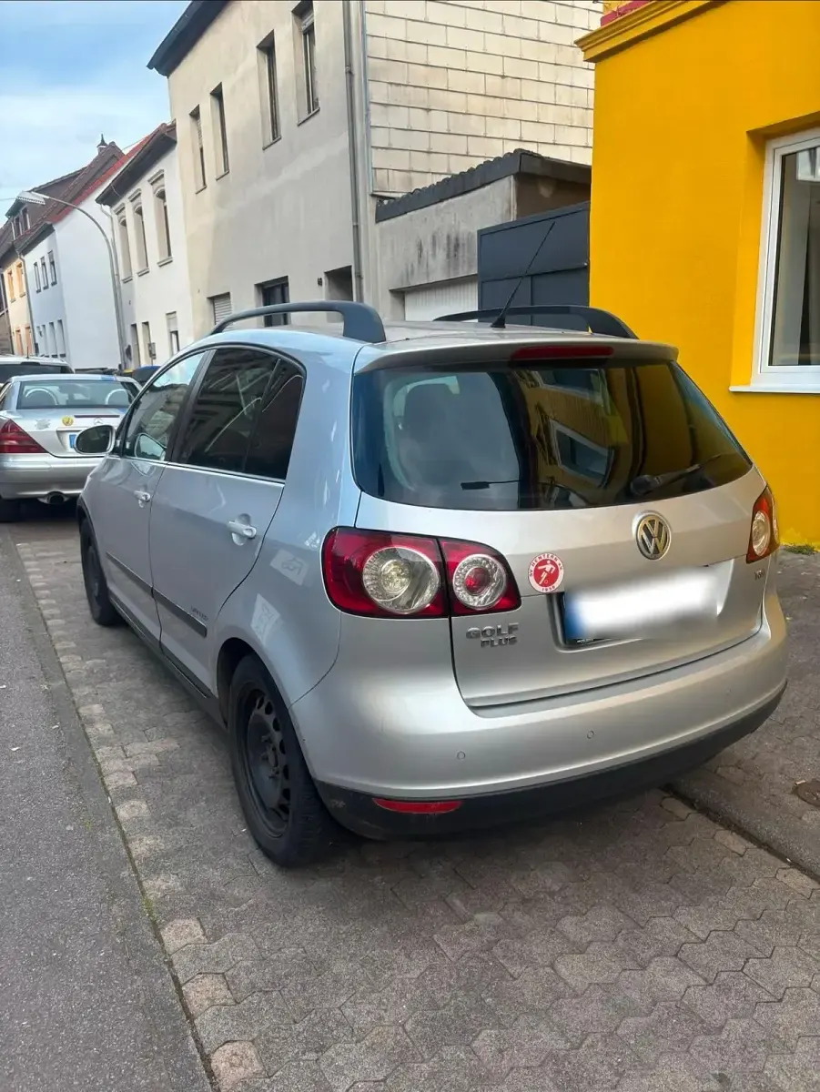 Gebraucht VW Golf Plus Cross 80 PS (58 kW) 2008 Silber Van / Kleinbus