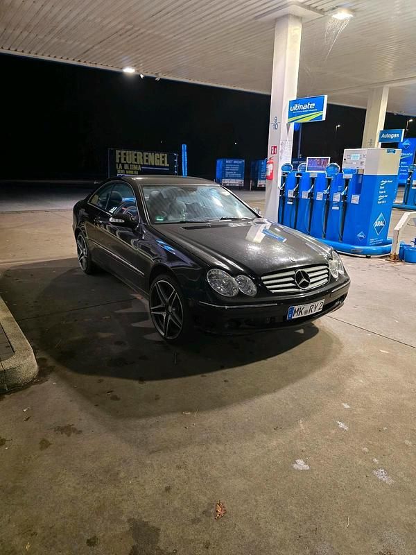 Schwarz Gebraucht 2003 Mercedes CLK200 AMG Coupé | 4.300 € - Bild 1/4