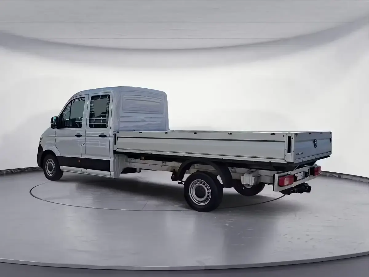 Używany VW Crafter 140 KM (102 kW) 2021 Biały Van