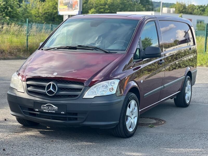 Gebraucht Mercedes Vito 136 PS (100 kW) 2011 Rot Van