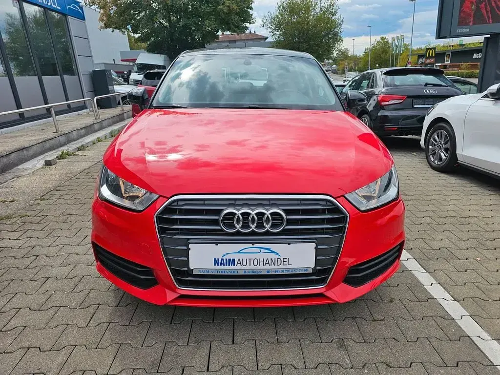 Gebraucht Audi A1 Sportback Sport 95 PS (69 kW) 2015 Rot Kleinwagen