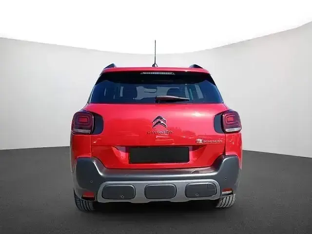Gebraucht Citroën C3 Aircross Feel 110 PS (80 kW) 2022 Lackierung peperoncino red/typ aussenverkleidung metalliclackierung SUV