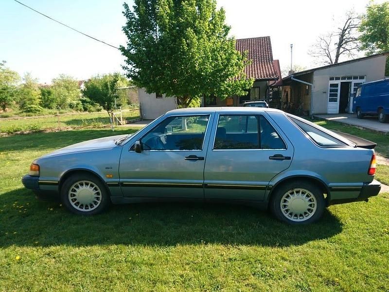Grau Gebraucht 1991 Saab 9000 Limousine | 3.000 € - Bild 1/4