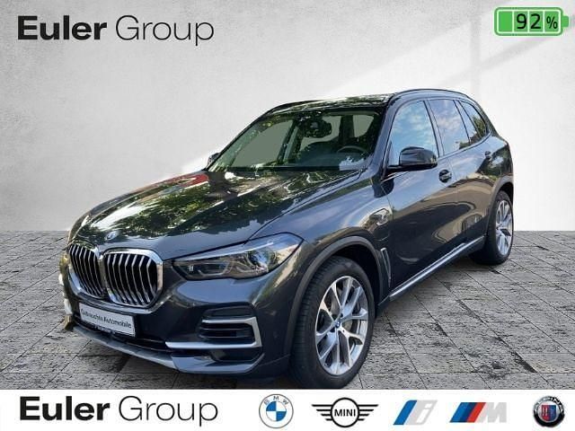 Grau Gebraucht 2022 BMW X5 iPerformance SUV | 50.877 € - Bild 1/4