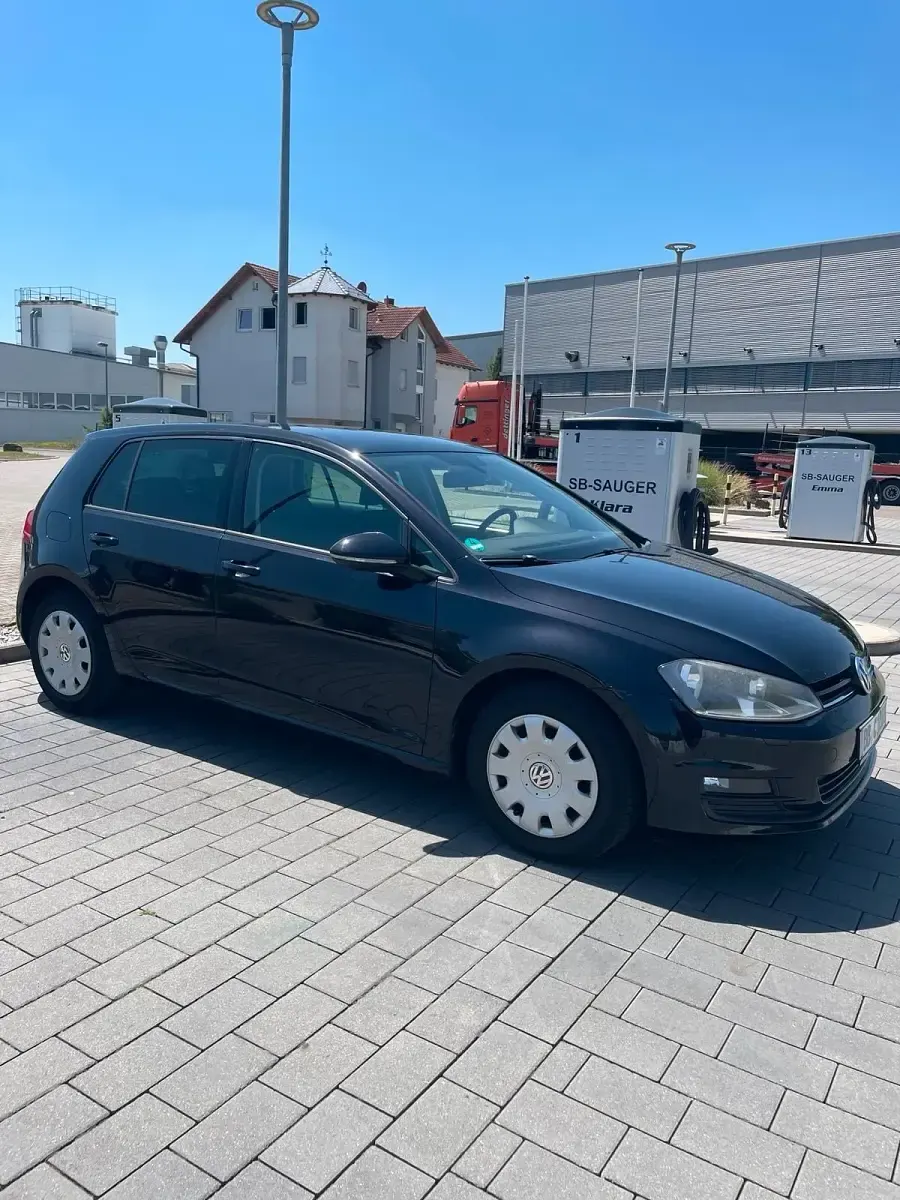 Gebraucht VW Golf VII 86 PS (63 kW) 2013 Schwarz Kleinwagen