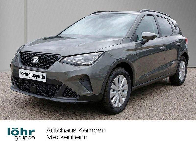 Blau Neu 2025 Seat Arona SUV | 28.290 € (Etwas zu teuer) - Bild 1/4