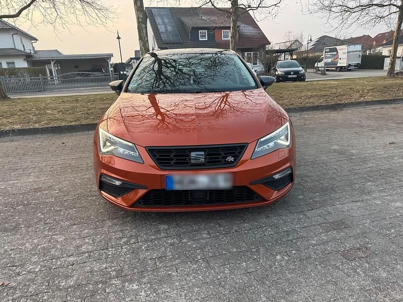 Gebraucht Seat Leon FR 184 PS (135 kW) 2019 Orange Kleinwagen
