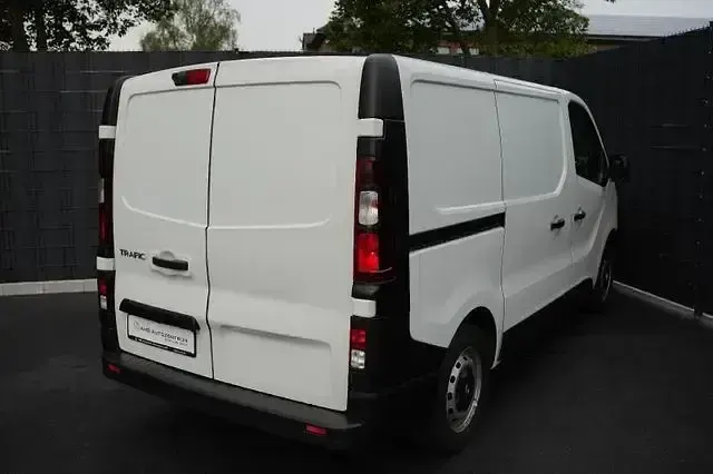 Gebraucht Renault Trafic Komfort 95 PS (69 kW) 2020 Weiß Van / Kleinbus