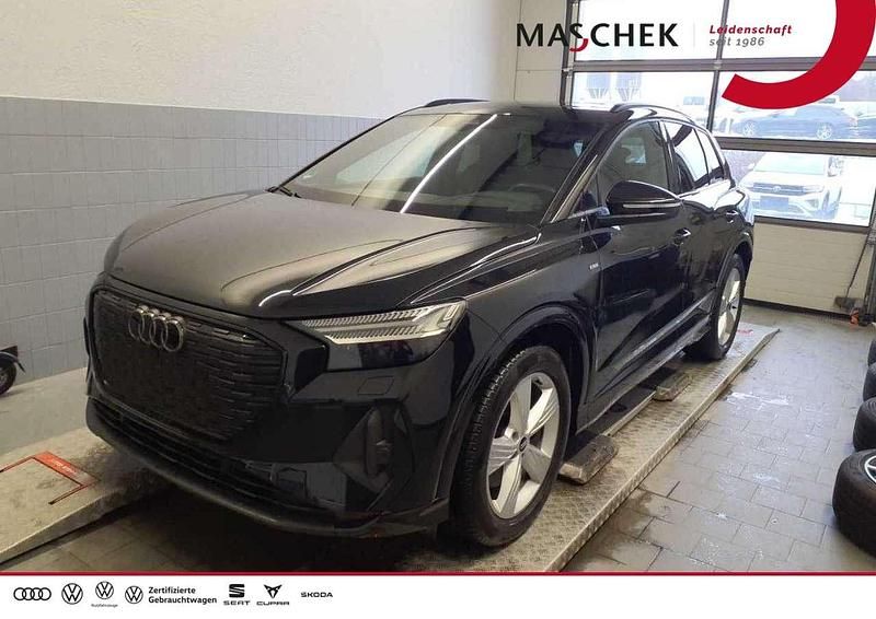Gebraucht Audi Q4 e-tron Ambiente 150 kW (204 PS) 2023 Mythosschwarz metallic SUV
