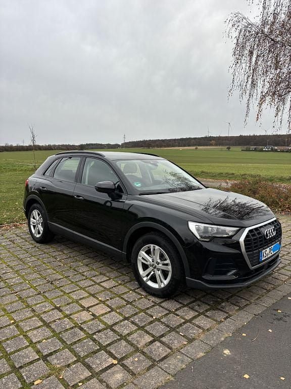 Schwarz Gebraucht 2019 Audi Q3 SUV | 21.500 € (Guter Preis) - Bild 1/4