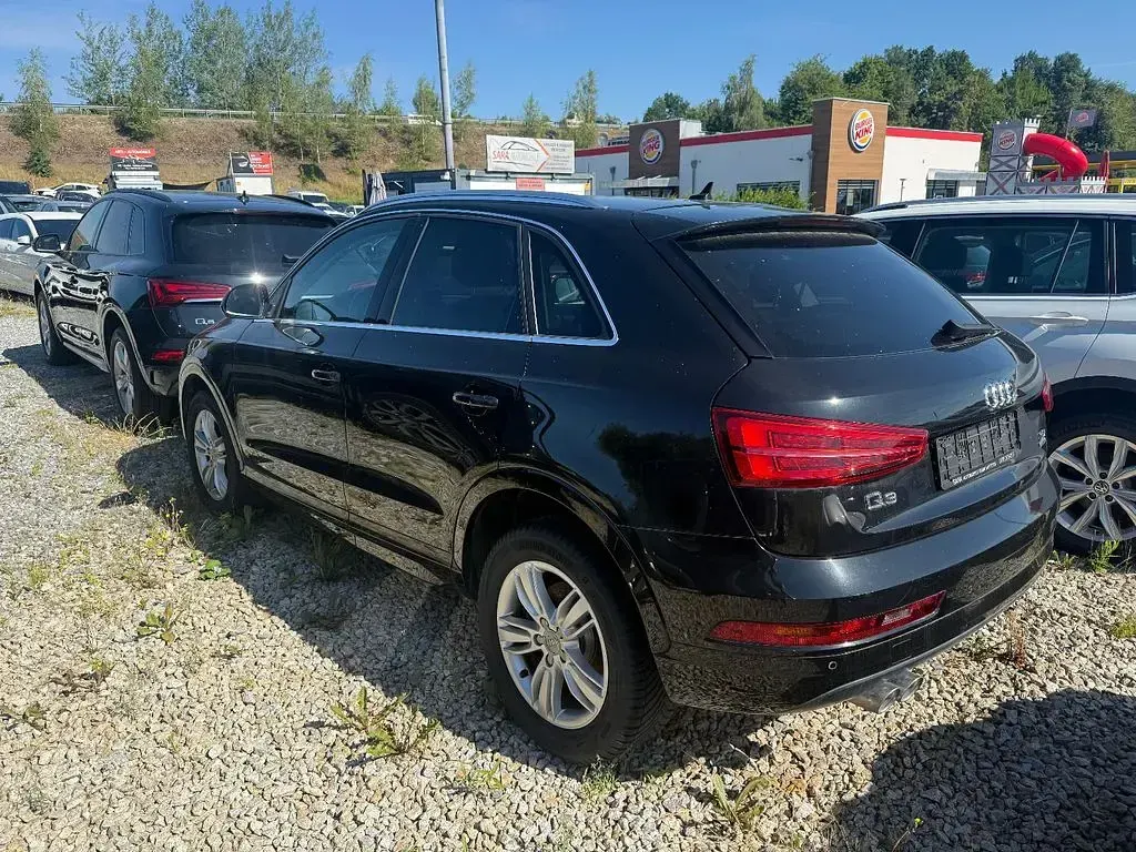Gebraucht Audi Q3 Sport 150 PS (110 kW) 2016 Schwarz SUV