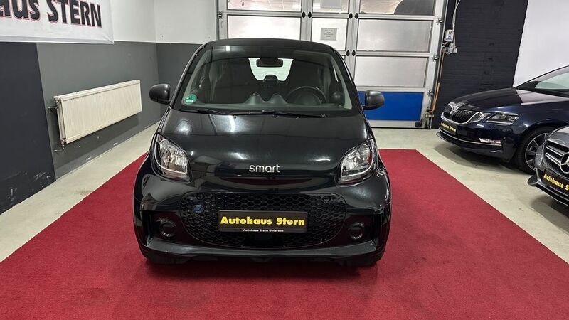 Tridion sicherheitszelle in co Gebraucht 2021 Smart ForTwo Electric Drive Kleinwagen | 8.690 € (Superpreis) - Bild 1/4