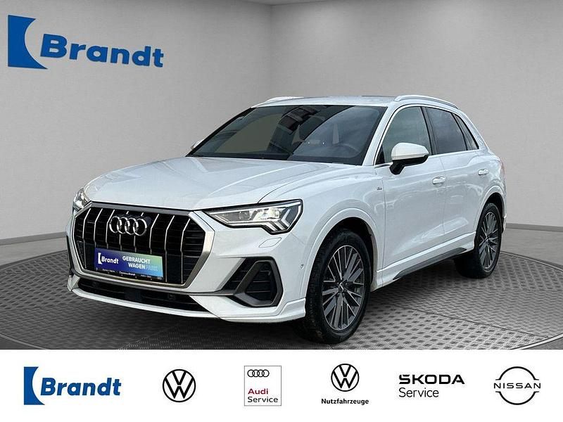 Gletscherweiß metallic (metallic) Gebraucht 2019 Audi Q3 S-Line SUV | 31.890 € (Teuer) - Bild 1/3