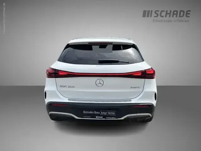 Gebraucht Mercedes EQA300 Advanced 167 kW (228 PS) 2025 Weiß SUV